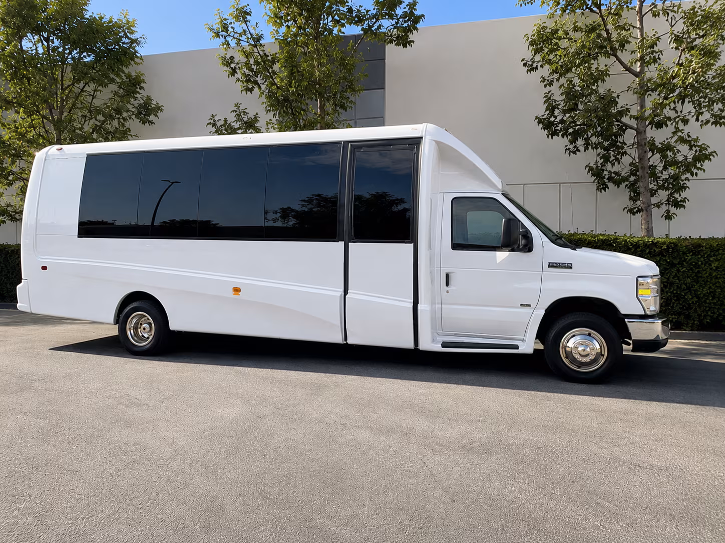 arrington vineyards wine tour bus rentals franklin s most popular winery destination