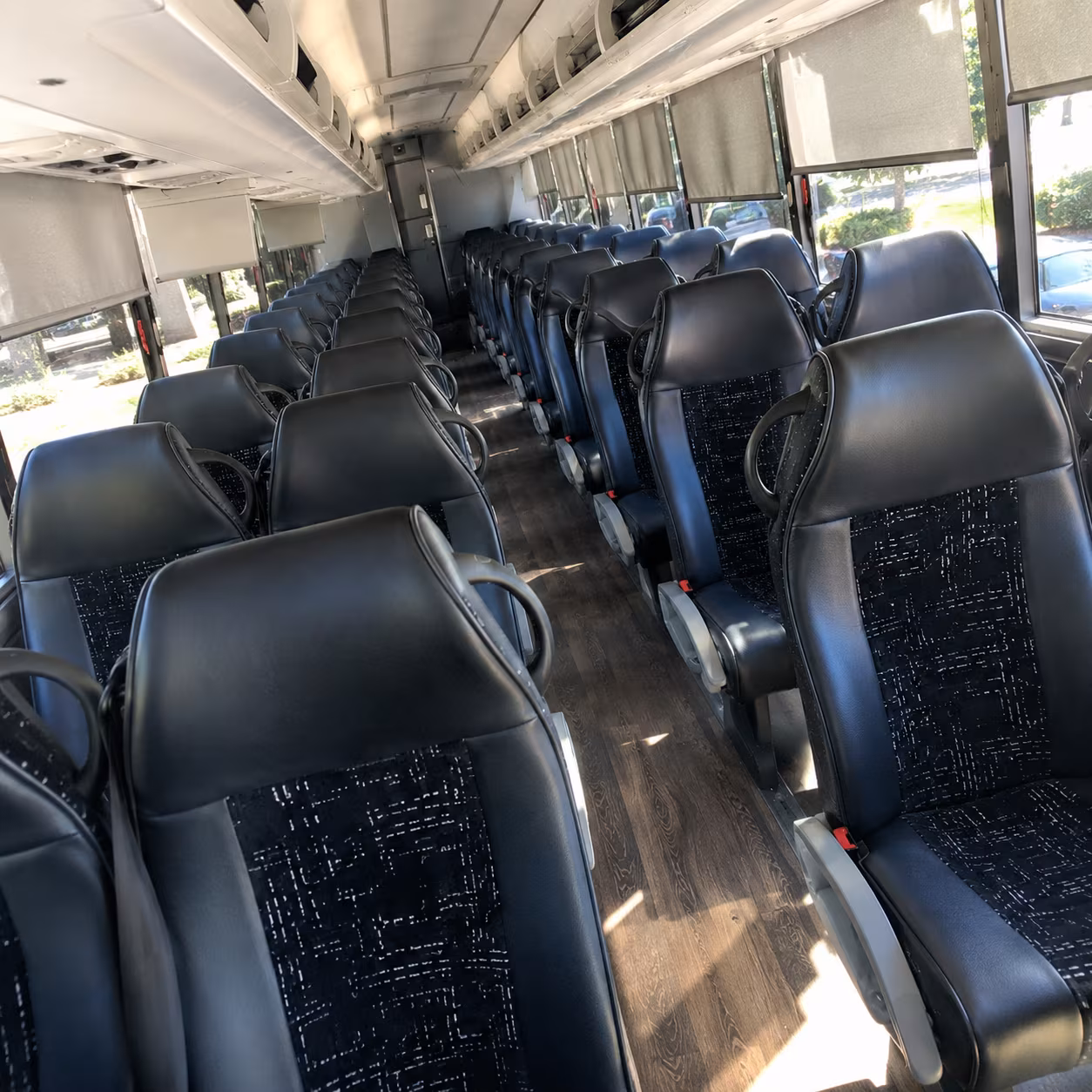 bowling green sleek charter bus rentals for bowling green corporate retreats
