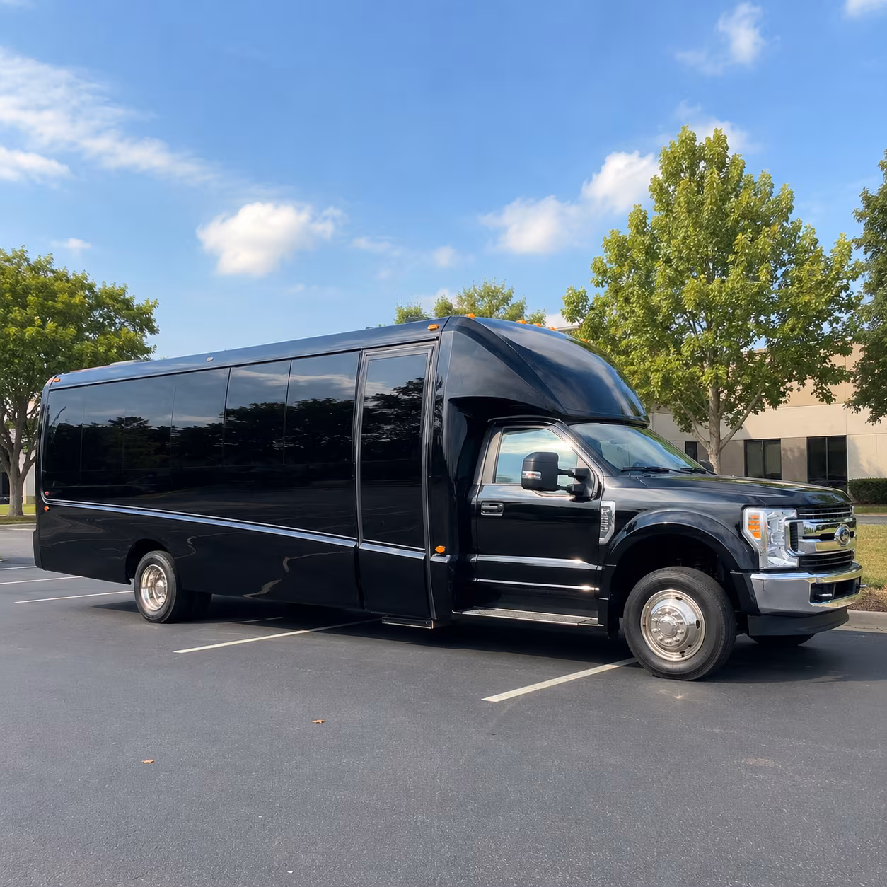 clarksville book charter buses for your clarksville government or military group