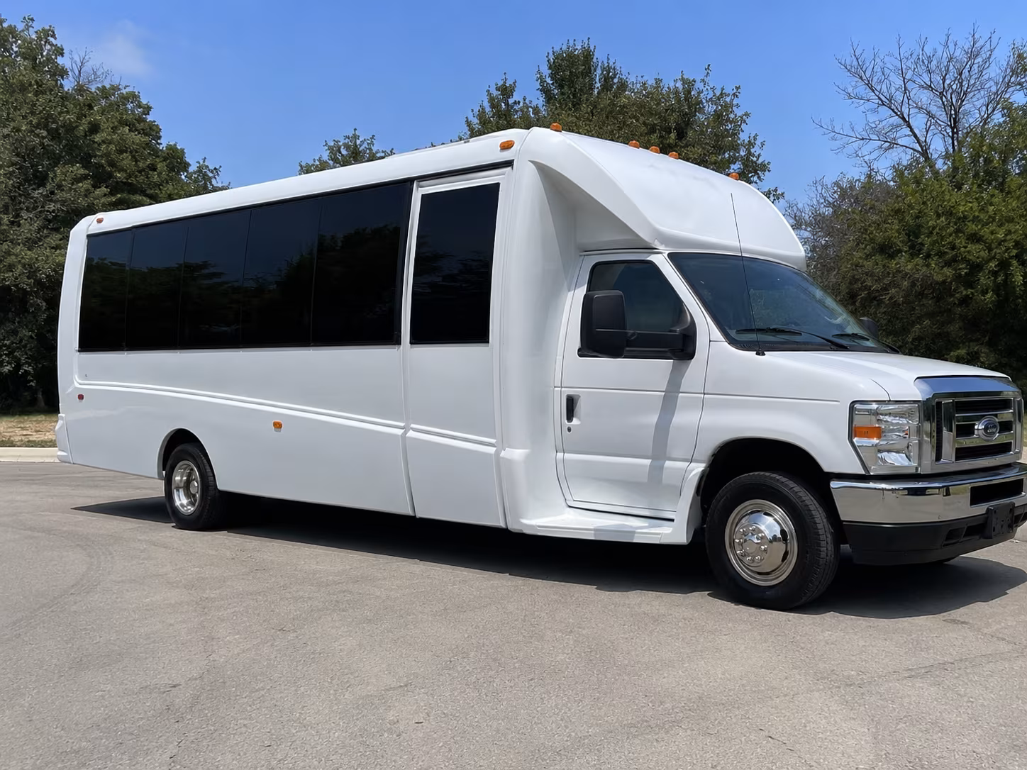 franklin wedding party bus rental