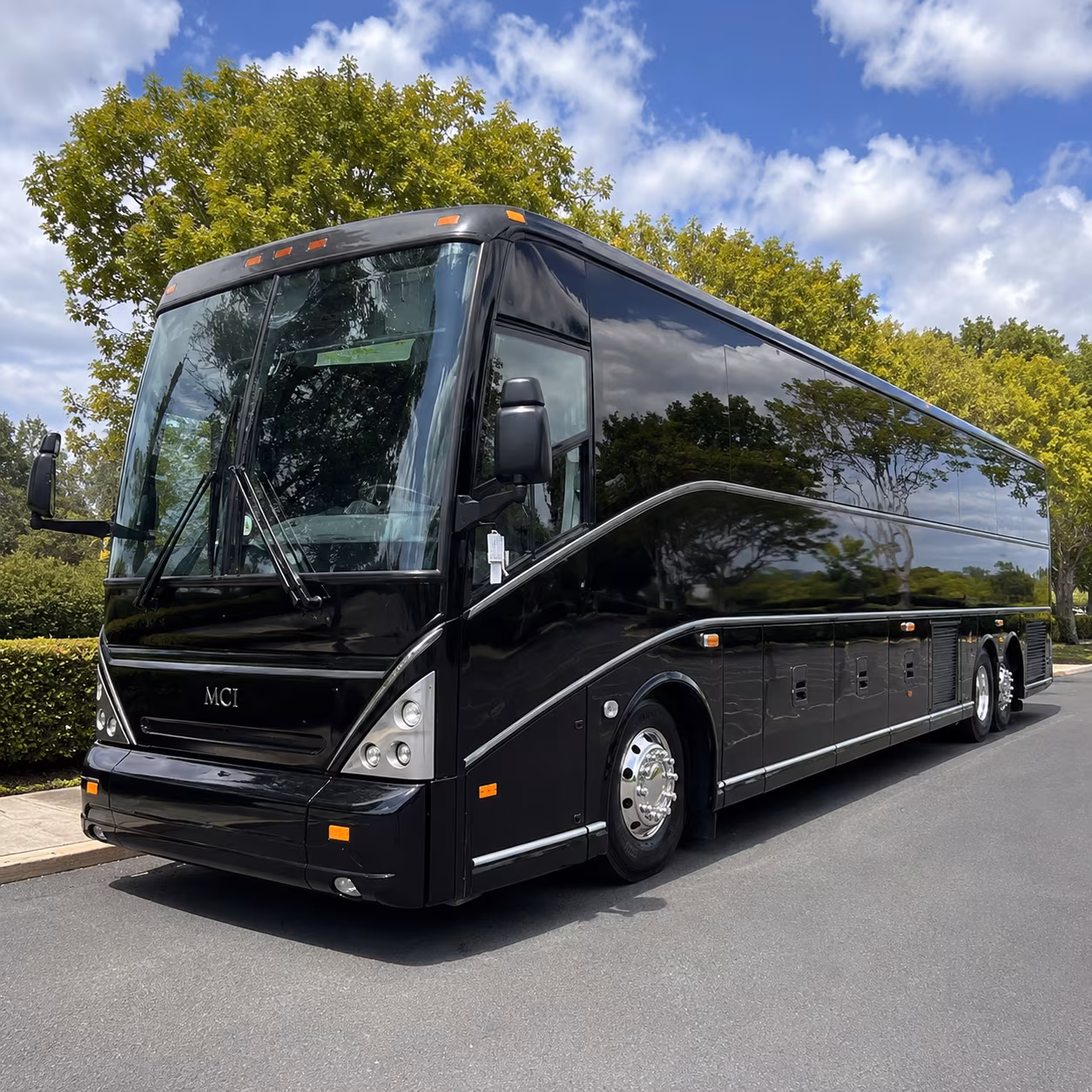 hendersonville event transportation with a private charter bus in hendersonville