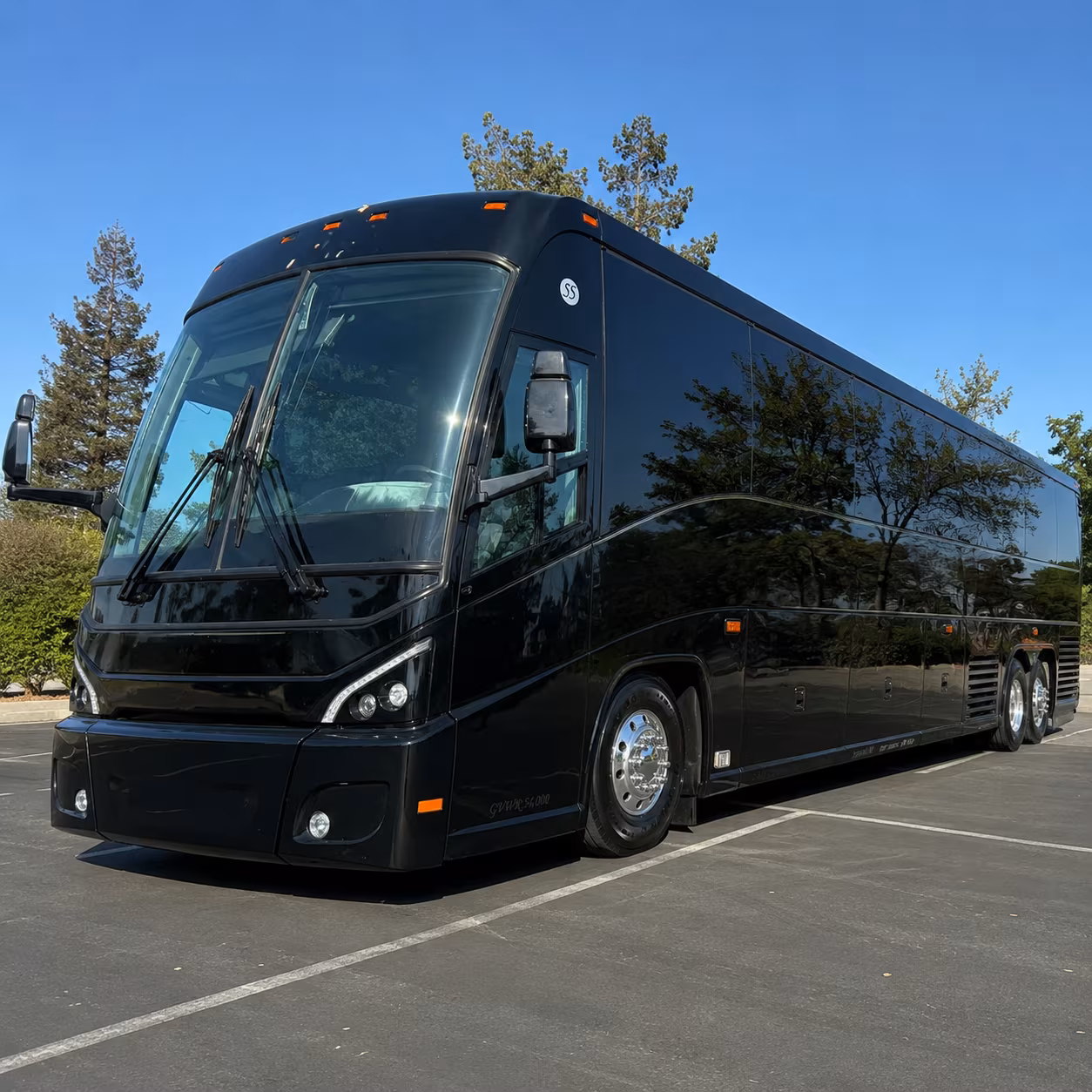 hendersonville make your long distance trip easier with a hendersonville charter bus