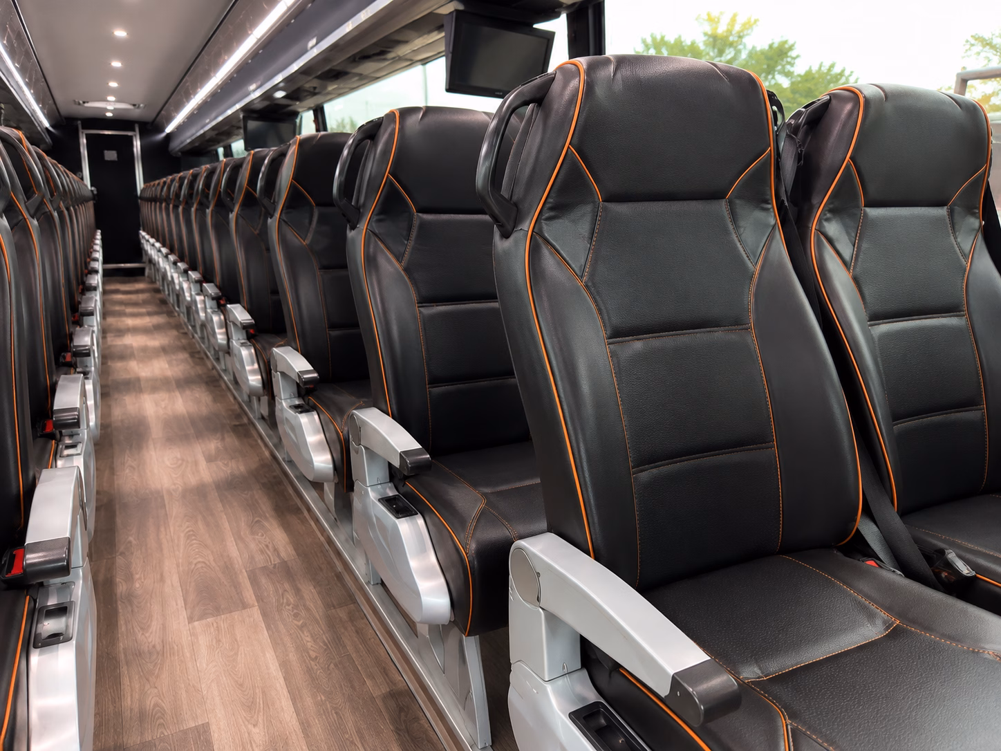 huntsville comfortable charter bus rentals for huntsville winery tours