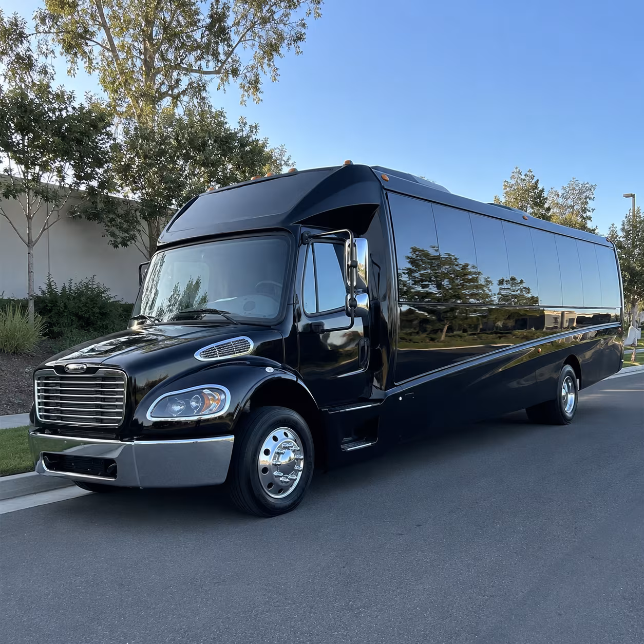 it just got easier to book wedding transportation in franklin tennessee
