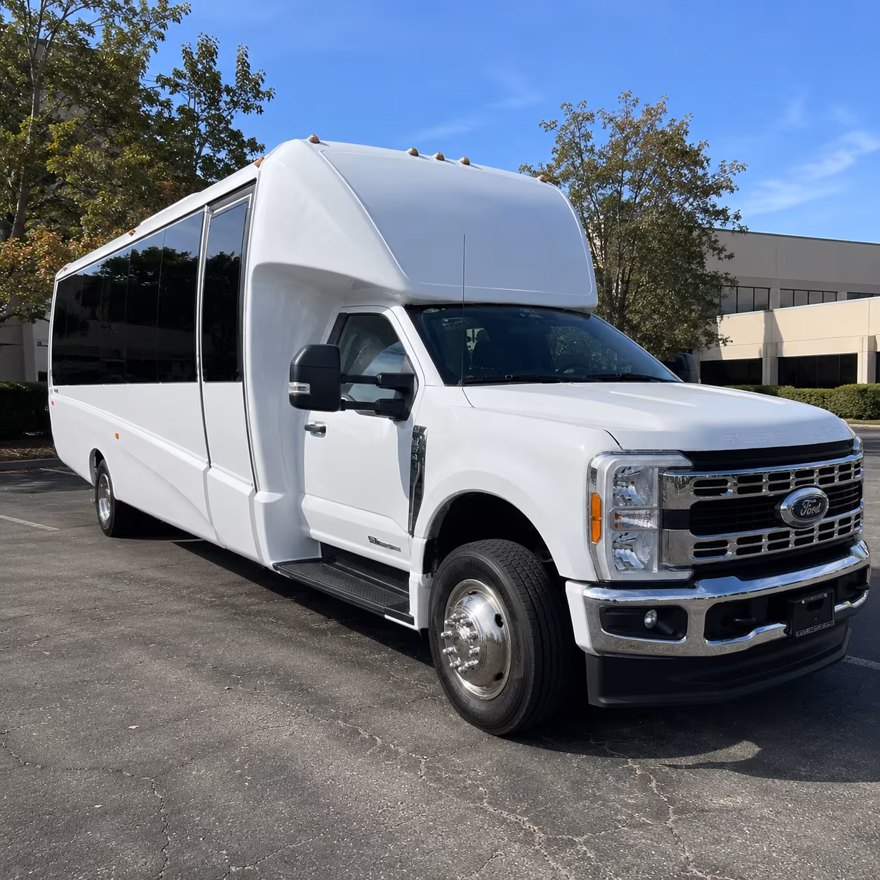 leiper s fork wine and spirits day trips the right bus for narrow village roads