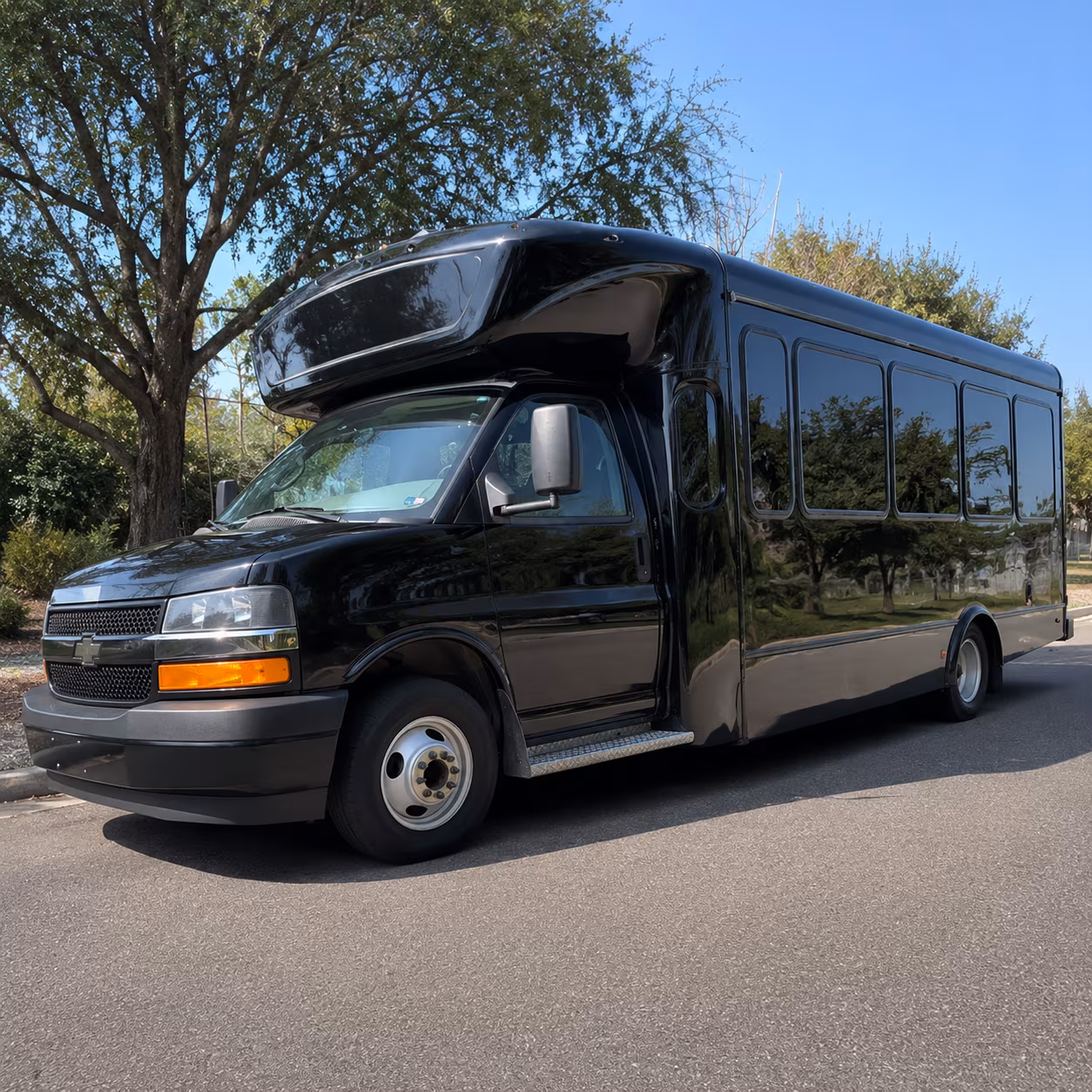 leipers fork leipers fork distillery local adventure party bus rental