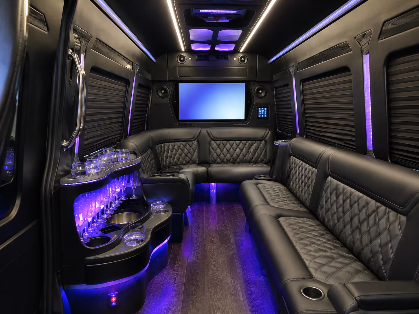 make your next franklin corporate event more productive with a group shuttle